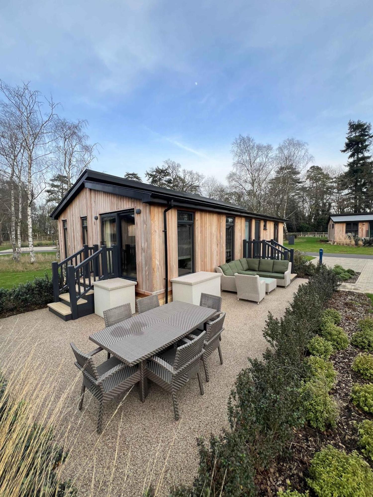Blenheim Palace Lodge Retreat วูดสต็อก ภายนอก รูปภาพ