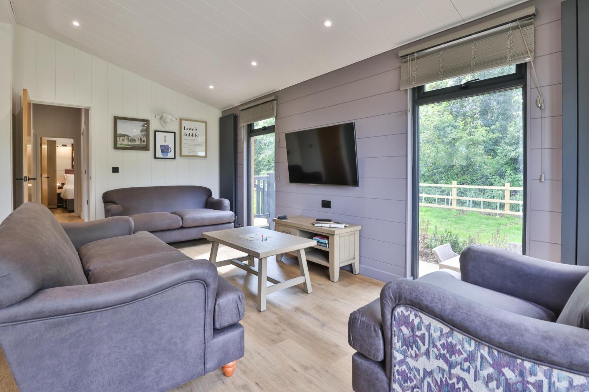Blenheim Palace Lodge Retreat วูดสต็อก ภายนอก รูปภาพ