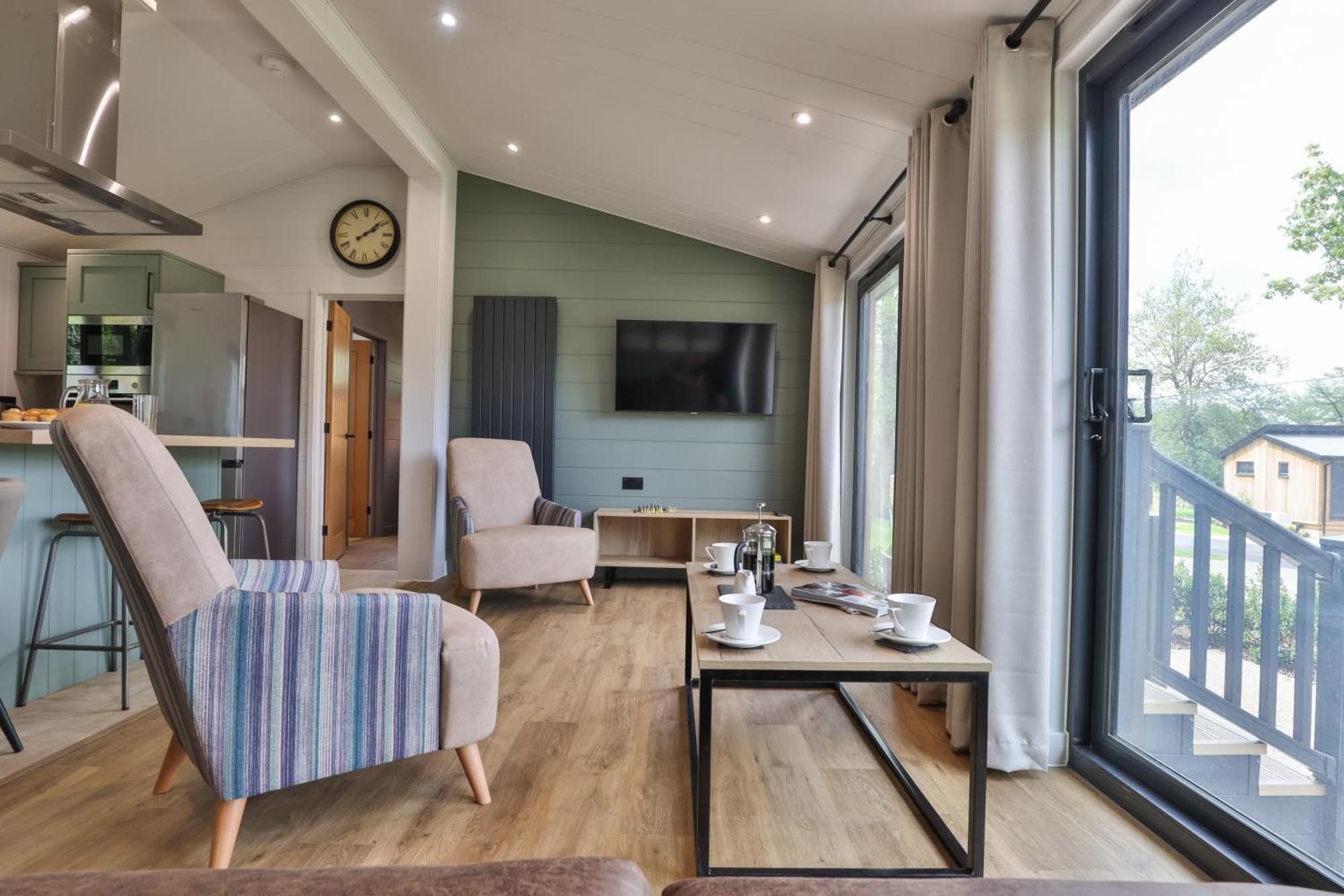 Blenheim Palace Lodge Retreat วูดสต็อก ภายนอก รูปภาพ